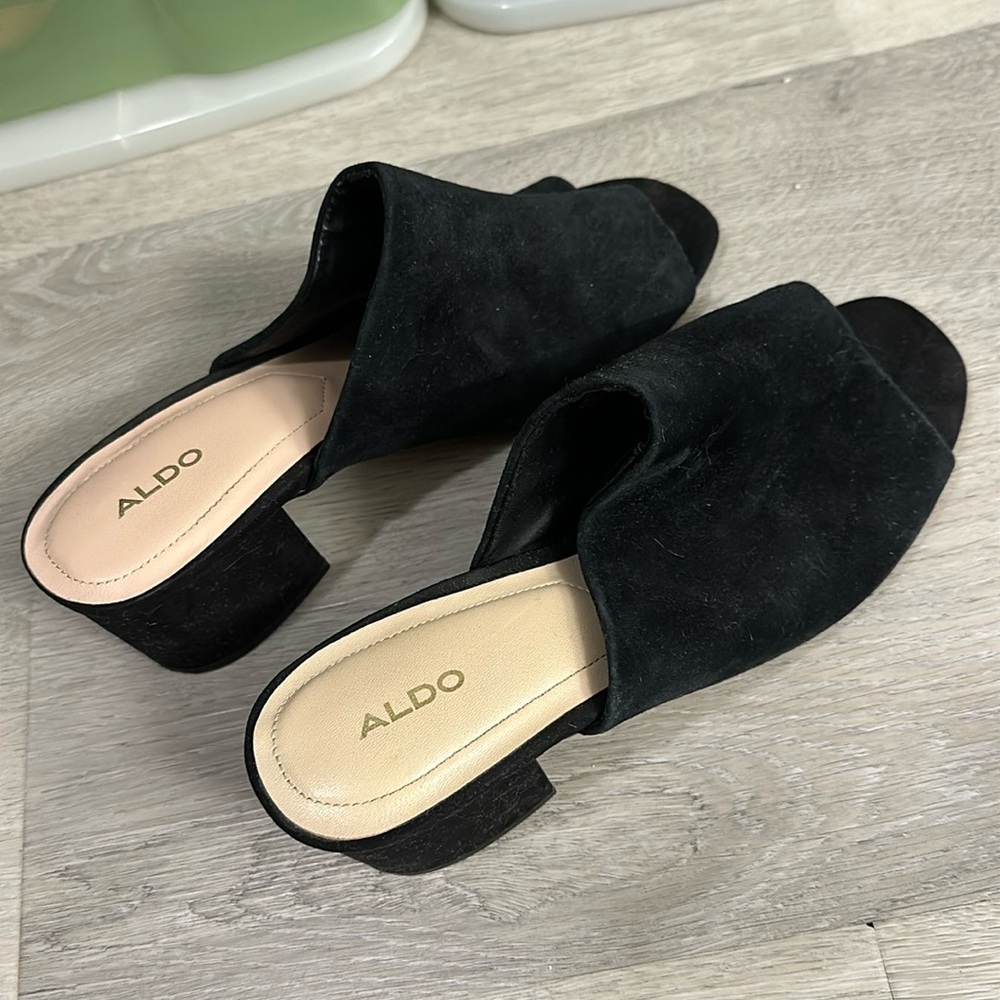Aldo heels!